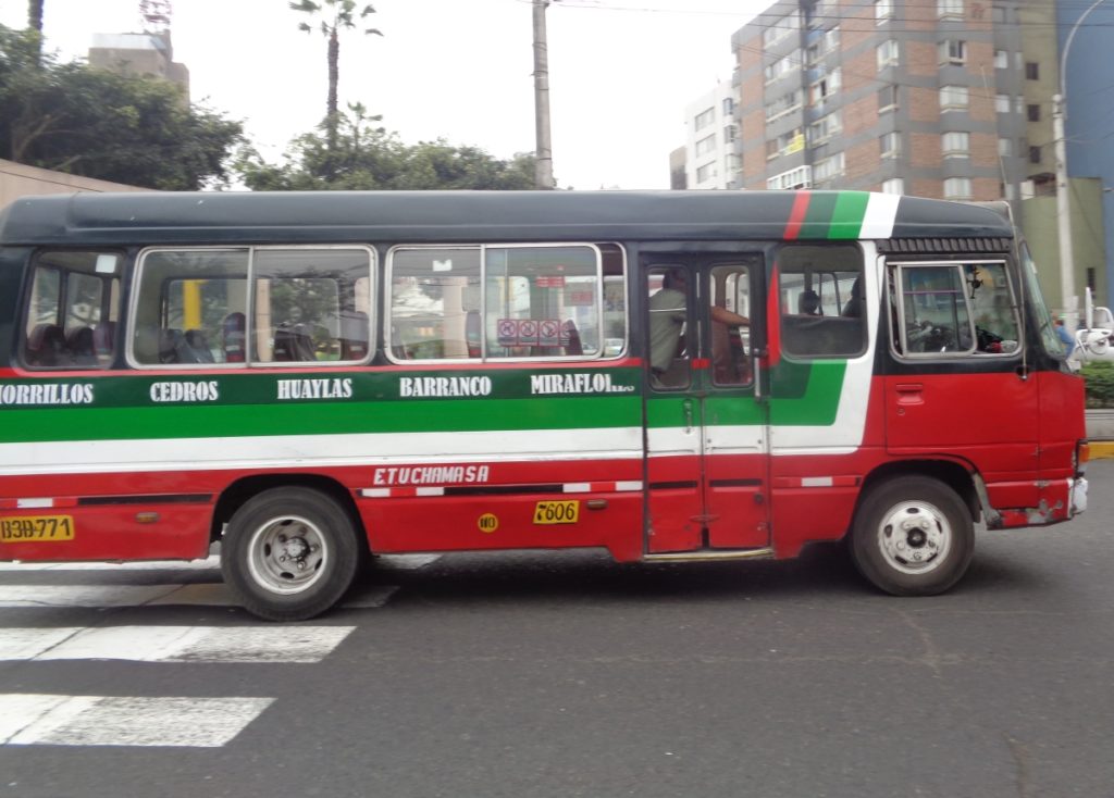 A micro in Miraflores